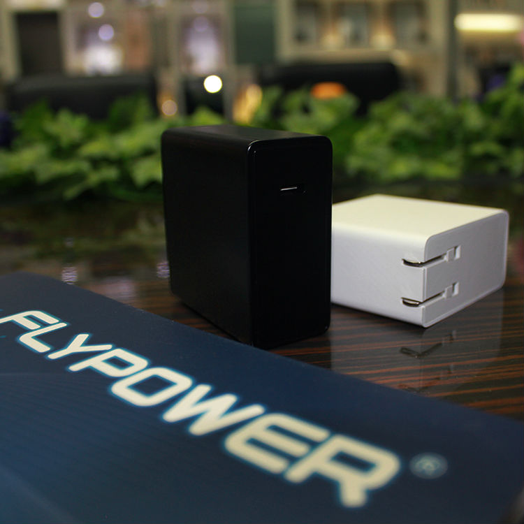 飛天鷹PD充電器